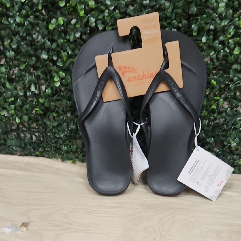 Archies Women's Black Flip Flops